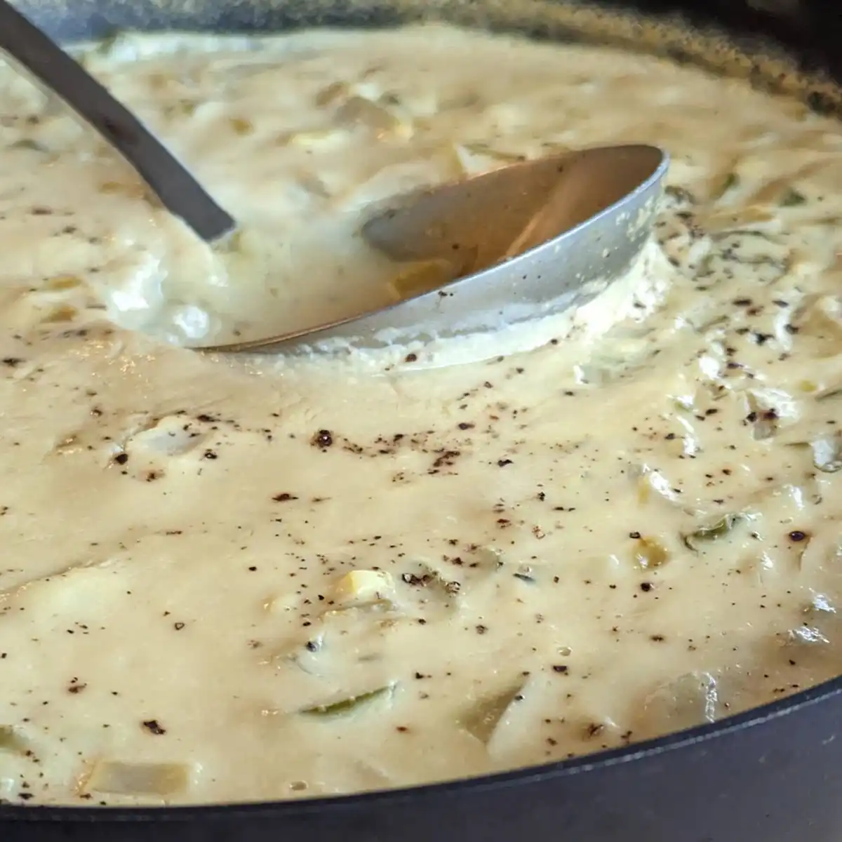 Creamy Cauliflower & Celery Soup