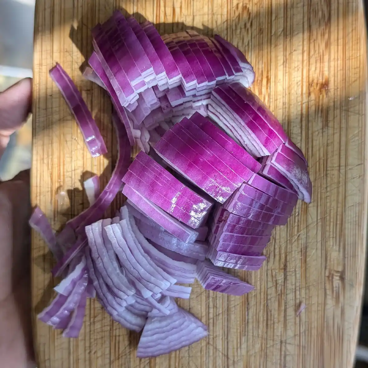 Medium-Thick Sliced Red Onions
